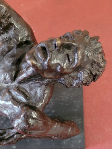 Sculpture en bronze de Damien HERMELLIN : nu masculin allongé