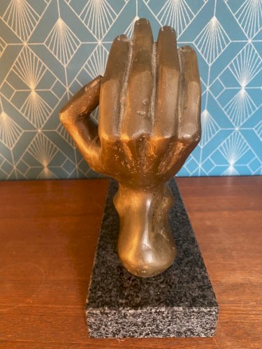 Sculpture en bronze début XXème. Pièce unique sur socle en marbre.