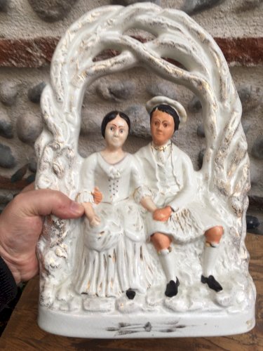 Sculpture en Porcelaine ANGLAISE du STAFFORDSHIRE Ecosse Mariage Kilt