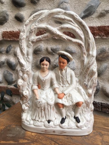 Sculpture en Porcelaine ANGLAISE du STAFFORDSHIRE Ecosse Mariage Kilt