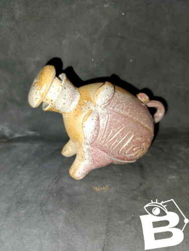 sculpture flacon en gres forme cochon signé willi soili? en bon etat