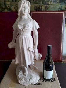 Sculpture Joueuse de mandoline d'après 'Mignon' de Joseph Le Guluche hauteur 57,5 cm