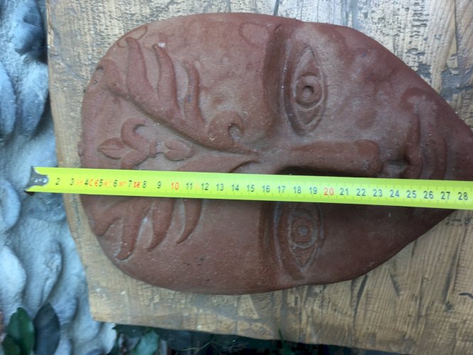 Sculpture Masque Ciment Peint Genre Terre Cuit A Identifier Année 1980