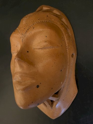 Sculpture Masque Mural  Visage Terre Cuite Vintage artisanat signé a identifier