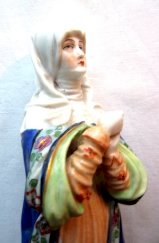 Sculpture Napoléon III, statue Vierge porcelaine de Paris, peinte polychrome