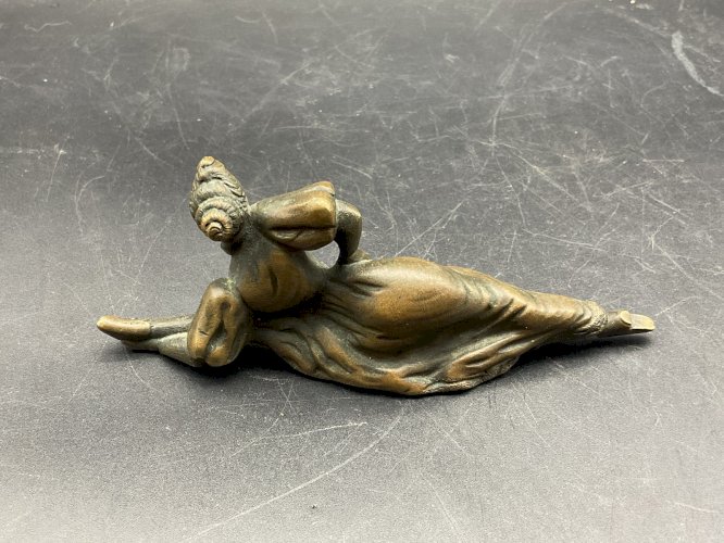 SCULPTURE ORIENTALISTE ÉROTIQUE EN BRONZE DE VIENNE