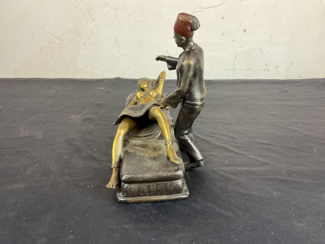 SCULPTURE ORIENTALISTE ÉROTIQUE EN BRONZE FRANZ XAVIER BERGMAN