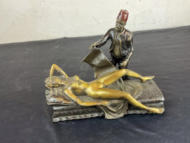 SCULPTURE ORIENTALISTE ÉROTIQUE EN BRONZE FRANZ XAVIER BERGMAN