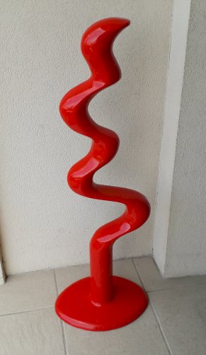 Sculpture rouge Döman