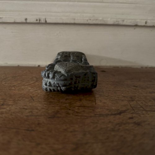 Sculpture sur ardoise de Saint Lézin évêque d'Angers M3634