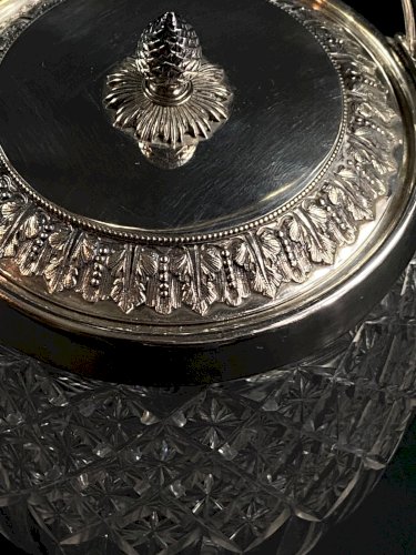 Seau à biscuits cristal taillé Baccarat Saint Louis monture métal argenté Empire