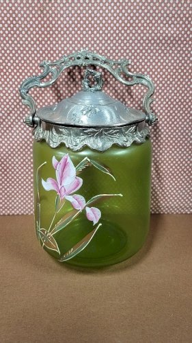 SEAU A BISCUITS EN VERRE EMAILLE DECOR DE FLEUR COUVERCLE ET ANSE EN REGULE