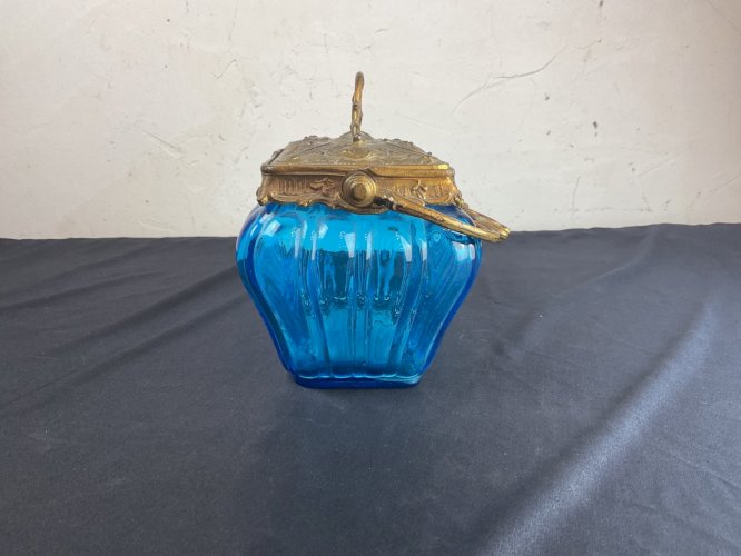 Seau à biscuits pot rectangle art nouveau verre bleu .