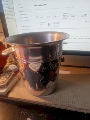 SEAU A CHAMPAGNE MOET & CHANDON- TBE