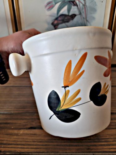 Seau à glace, glaçons en céramique des Poteries du Marais, décor fleurs