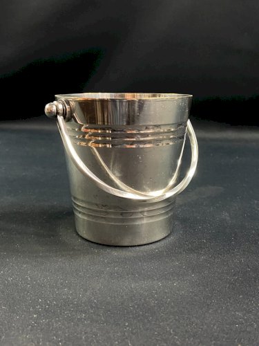 Seau à glaçons en métal argenté