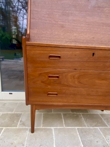 Secrétaire / bureau danois modèle 37 par Arne Wahl Iversen pour Vinde Møbe