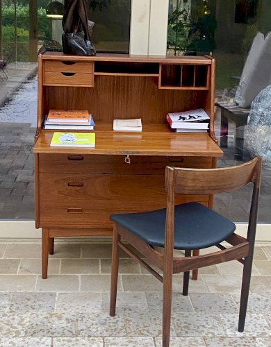 Secrétaire / bureau danois modèle 37 par Arne Wahl Iversen pour Vinde Møbe