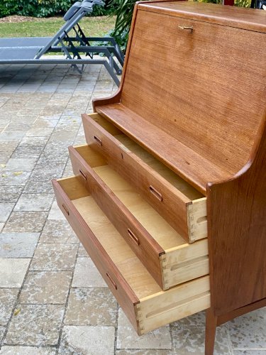 Secrétaire / bureau danois modèle 37 par Arne Wahl Iversen pour Vinde Møbe