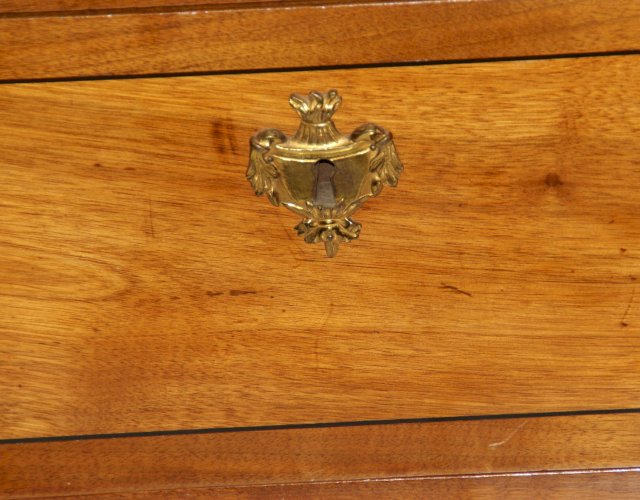 Secrétaire en acajou blond d’époque Louis XVI