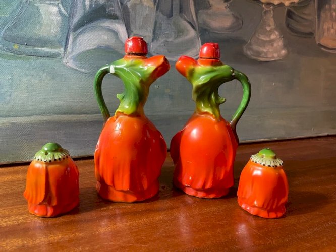 Sel poivre huile vinaigre XIXème en biscuit