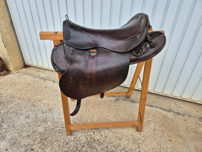 SELLE DE CHEVAL MILITAIRE FRANCAIS 1888