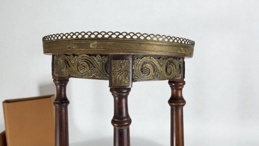 Louis XVI style stand from the Napoléon III period