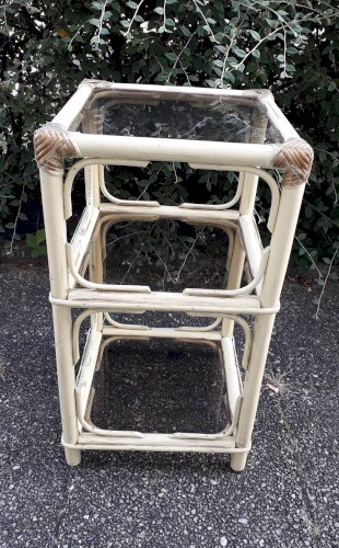 Sellette étagère en rotin