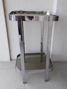 Chromed metal pedestal 70
