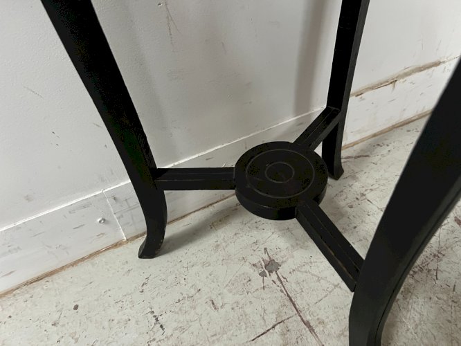 Sellette ronde de style Napoléon en poirier noirci XX siècle