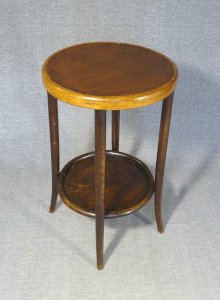 Sellette, table d'appoint par KOHN, vers 1910 bistrot bois-courbé - no Thonet -