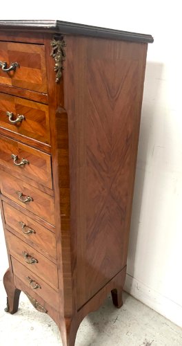 Semainier de style Louis XV en placage de bois de rose XX siècle