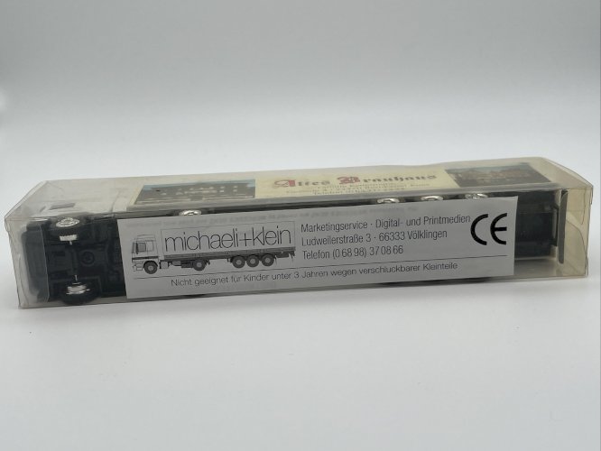 Semi-remorque Scania Altes Brauhaus Et Hôtel Baren 1/87 HO