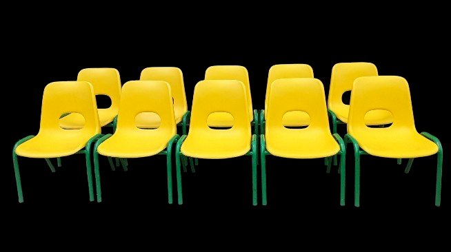 Série 10 Petites Chaises Coque Enfant Vintage Empilable Mobilier École