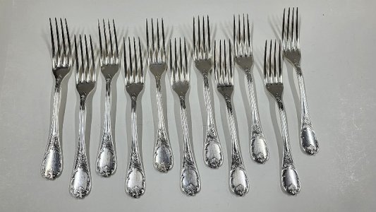SET OF 11 LARGE CHRISTOFLE MARLY FORKS IN SILVER-PLATED METAL