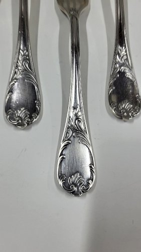 SERIE DE 11 GRANDES FOURCHETTES CHRISTOFLE MARLY EN METAL ARGENTE