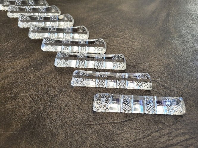 SERIE DE 12 PORTE COUTEAUX EN CRISTAL TAILLE MADE IN CZECHOSLOVAKIA