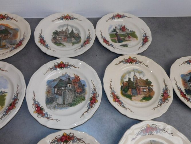 SERIE DE 13 ASSIETTES OBERNAY