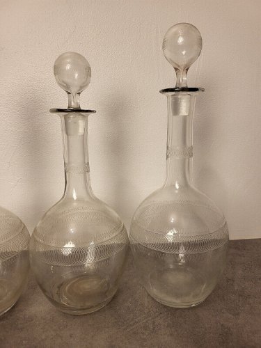SERIE DE 4 CARAFES ANCIENNES