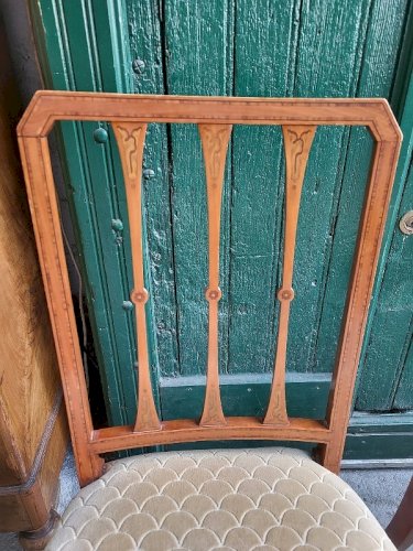 SERIE DE 4 CHAISES DIRECTOIRE EN MARQUETERIE ET MERISIER