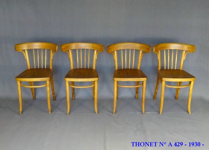 Série de 4 chaises Thonet Bistrot art Déco 1930 - N°A429 -