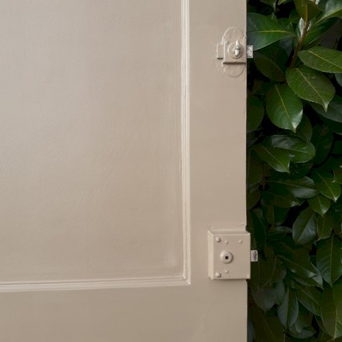 Série de 4 Portes de communication intérieures anciennes bois massif panneautées moulurées