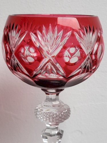 SERIE DE 4 VERRES EN CRISTAL ROUGE MF CRISTAL CABINET