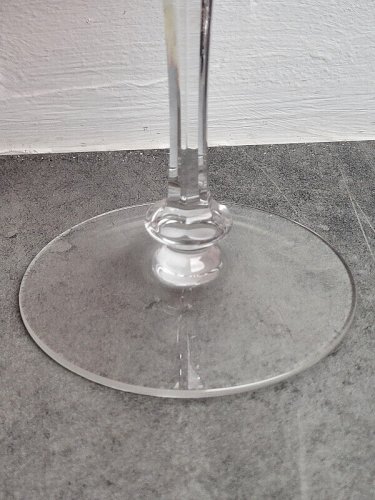 SERIE DE 4 VERRES EN CRISTAL ROUGE MF CRISTAL CABINET