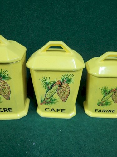 SERIE DE 5 POTS A EPICES AVEC DECOR LA CIGALE ET LA PIGNE DE PIN