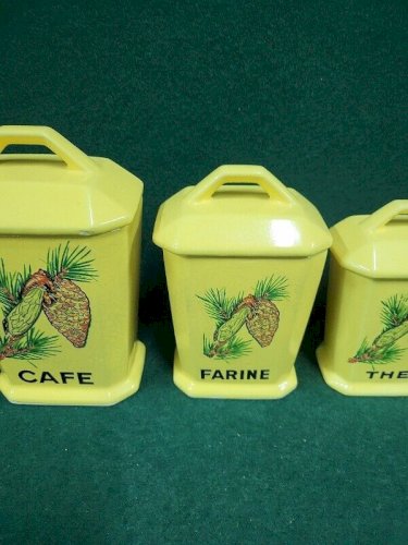 SERIE DE 5 POTS A EPICES AVEC DECOR LA CIGALE ET LA PIGNE DE PIN