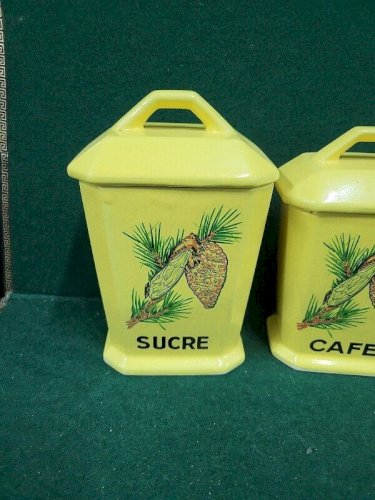 SERIE DE 5 POTS A EPICES AVEC DECOR LA CIGALE ET LA PIGNE DE PIN