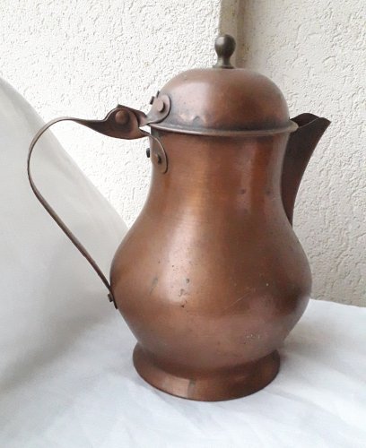 Série de pichets mesures en cuivre