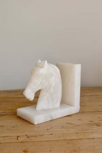 Serre-livre cheval vintage pierre blanche effet marbre