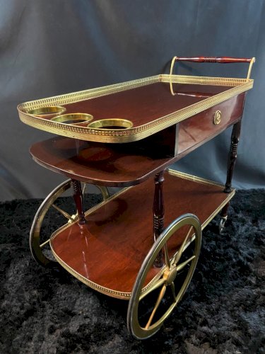 Servante roulante, bar chariot, bar rolling en bois vernis acajou et laiton 1970